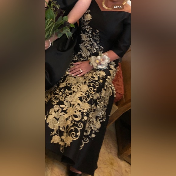 Junee Lee formal gown - Picture 4 of 7